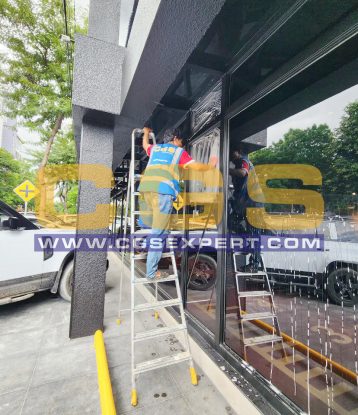 High Rise Glass Cleaning