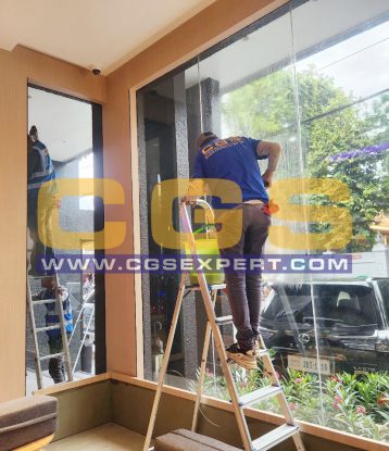 High Rise Glass Cleaning