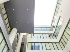 Glass Glass Cleaning Service