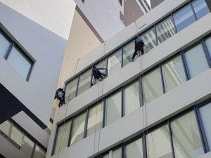 Glass Glass Cleaning Service